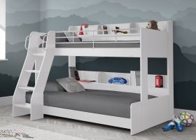 Julian Bowen Domino Triple Sleeper In White