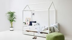 Hoppekids ECO Shorty Housebed with Safety Rail & Drawers in White
