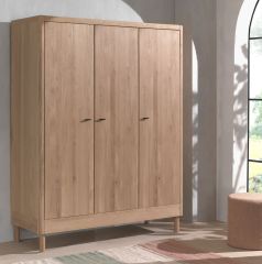 Vipack Forrest 3 Door Wardrobe in Solid Oak