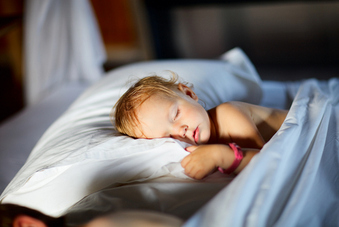 Tips and Tricks to Getting Your Child to Sleep on Holiday 