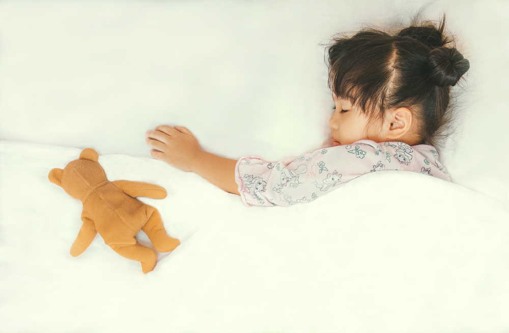 Child summer bedtime routine